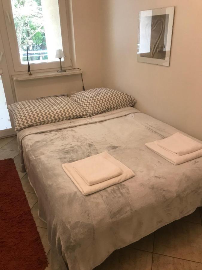 코워브제크 Apartament Bursztyn 아파트 외부 사진